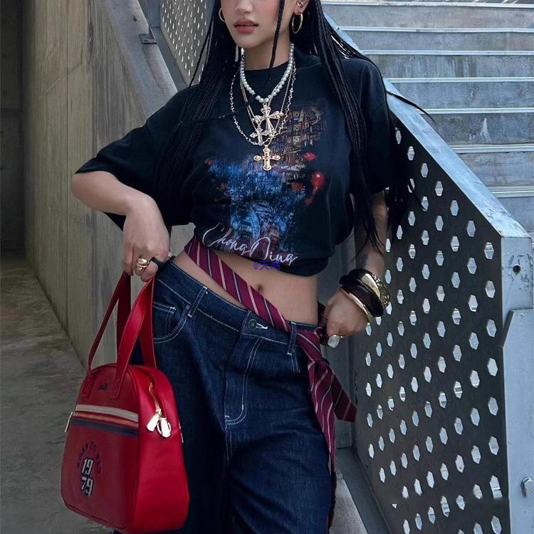 Retro American Red Striped Tie Belt: Women's Fashionable Waist Accessory 