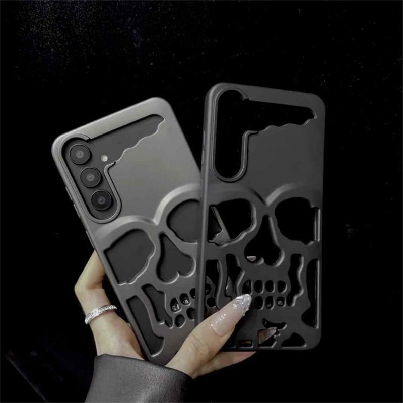 Luxury Matte Hollow Out Skeleton Skull Phone Case For Samsung Galaxy S25 S24 S23 Ultra Plus Shockproof Cover