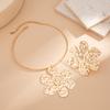 Exaggerated Knock Pattern Large Flower Pendant Collar Choker Fashion Metal Plain Ring Collarbone Necklace