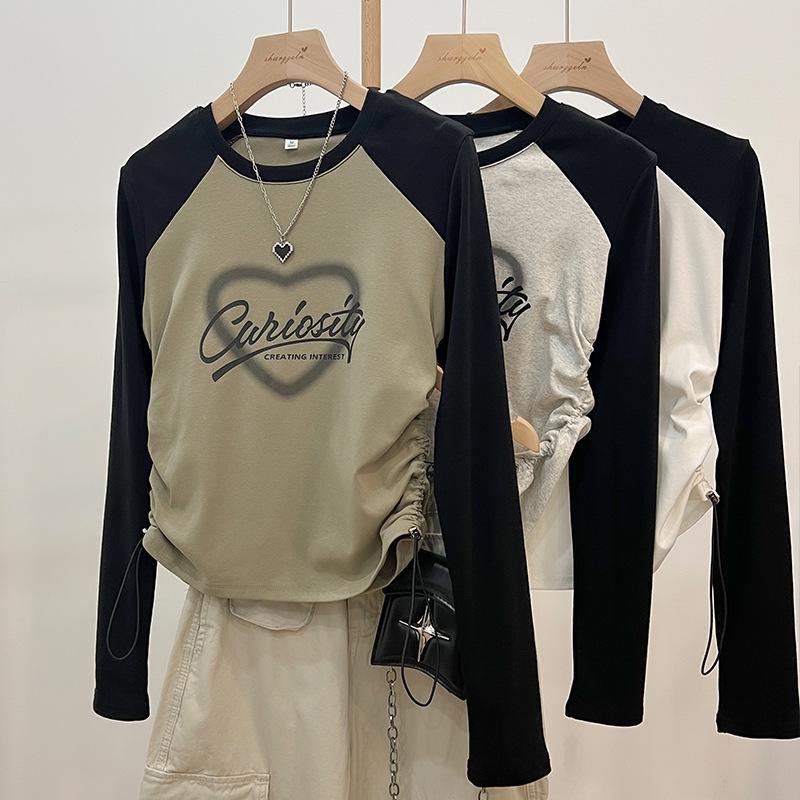 

Женская футболка реглан с цветными блоками: Круглый вырез, длинный рукав, кулиска на талии, облегающий крой, универсальный топ для осени XL армия зеленый