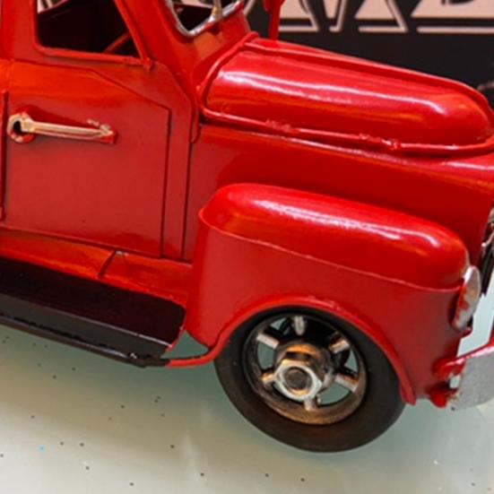 Truck Miniature Vintage Chic Metal Eye-catching Christmas Red Truck Decor for Home