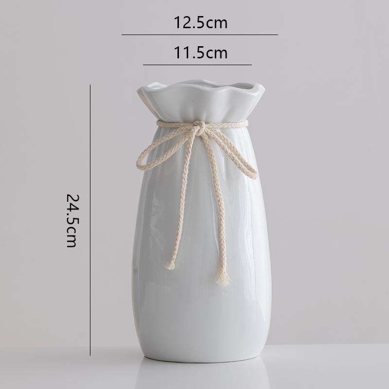 Nordic Minimalist Ceramic Flower Vase for Dried Flowers - Elegant Home Decor and Desktop Ornament.