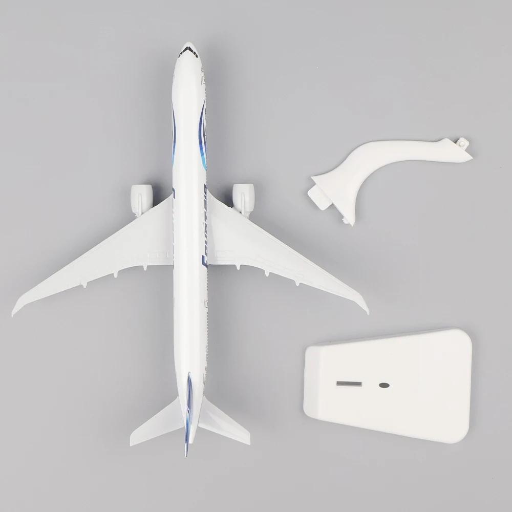 Toy Planes 20cm Air Egypt B777 Airways Airlines Metal Scale Aircraft Collectible Aircraft Boeing 777 Airplane Kids Toys Souvenir