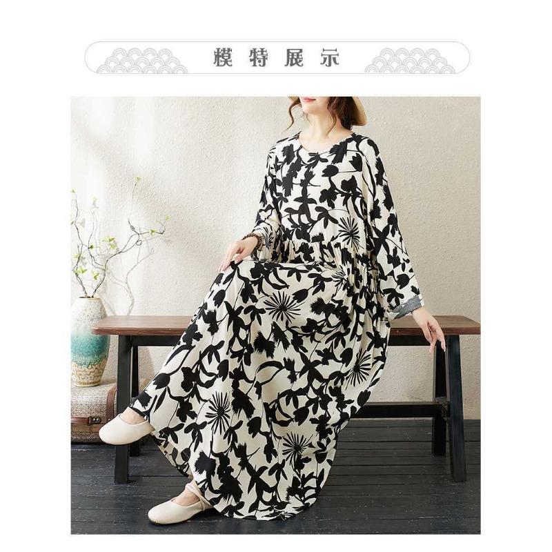 Round Neck Long Sleeve Loose Literary Vacation Style Dress