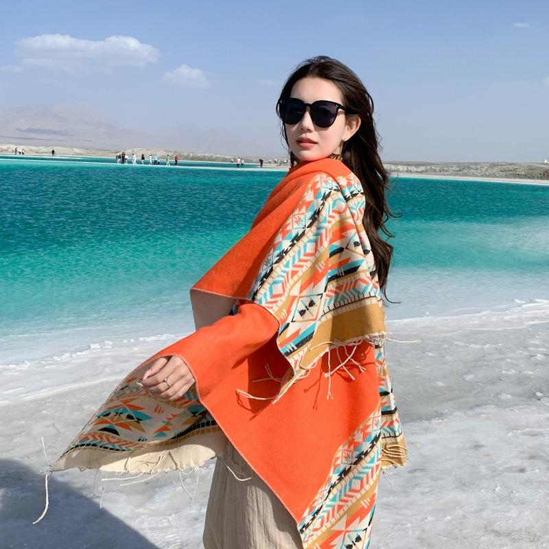 Bohemian Split Towel Warm Shawl Thickened Xizang Great Northwest Desert Windproof Cloak Photo Female Travel