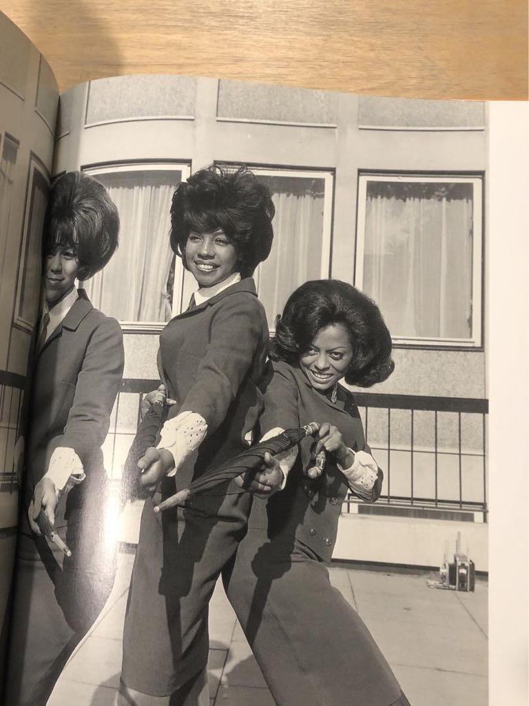 [USED] The Beatles, David Bowie, Beach Boys Photobook The End Of…