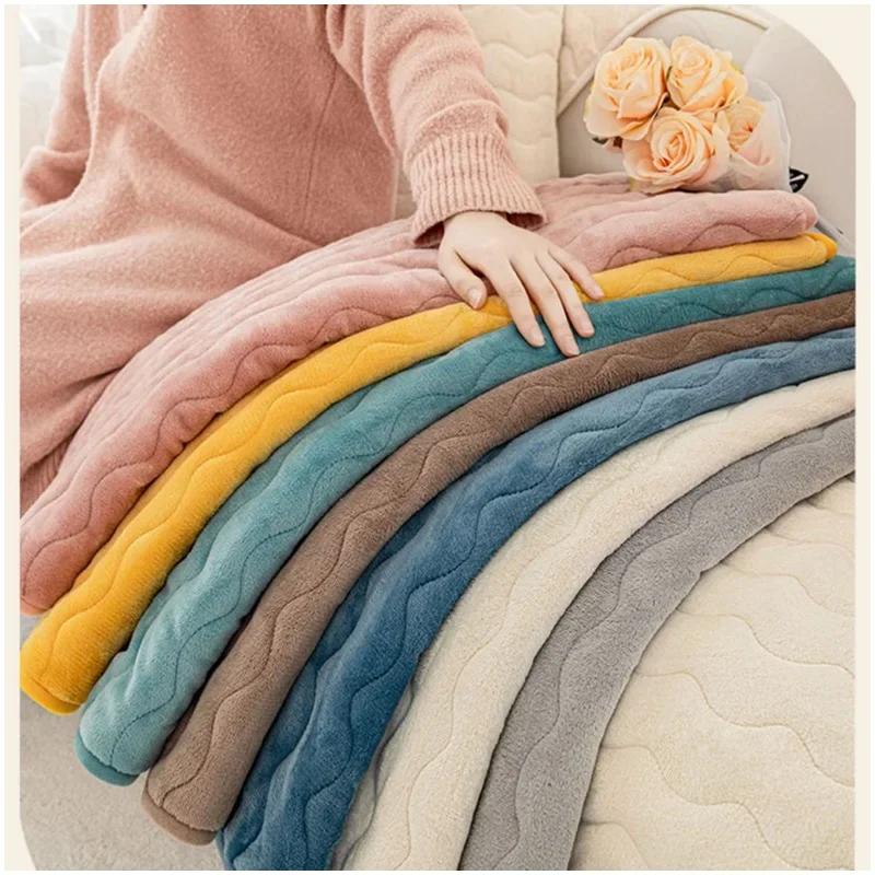 1PC Copridivano Invernale in Peluche Tinta Unita Antiscivolo Tappetino per Divano Sezionale a L Copridivano Angolare per Arredamento Soggiorno