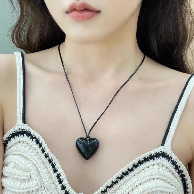 Simple Love Heart Aesthetic Necklace Fashion Simple Clavicle Chain Women Girls Wedding Jewelry Party Birthday Gift