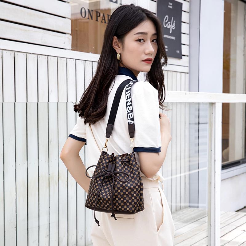 Trendy 2022 Women's Soft Leather Bucket Bag - Large Capacity Shoulder & Crossbody