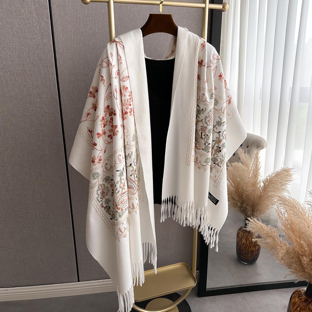 New embroidered cashew flower pattern imitation cashmere scarf women's long tassel extended light luxury shawl