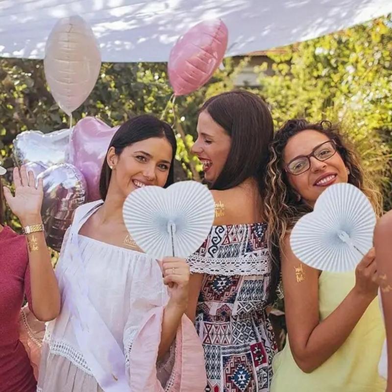 Ślubne wachlarze papierowe składane malowane w kształcie serca okrągłe wachlarze papierowe upominek na przyjęcie na piękne ślubne akcenty