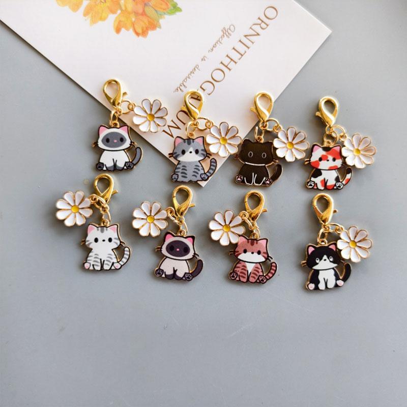 1/8pcs Cat & Daisy Cute Keychain Cartoon Handbag Pendants for Women Girls Key Ring Bag Charm