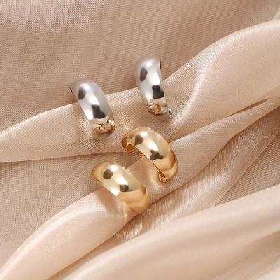 Eco-Friendly Vintage C-Shaped Ear Clips: Exaggerated Glossy High-End Wide Hoops