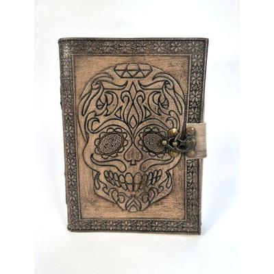 Bloco de notas diário com capa de couro em relevo para mulheres e homens Diários de viagem Vintage Artesanal Caveira em relevo Caderno de diário antigo 7X5 polegadas