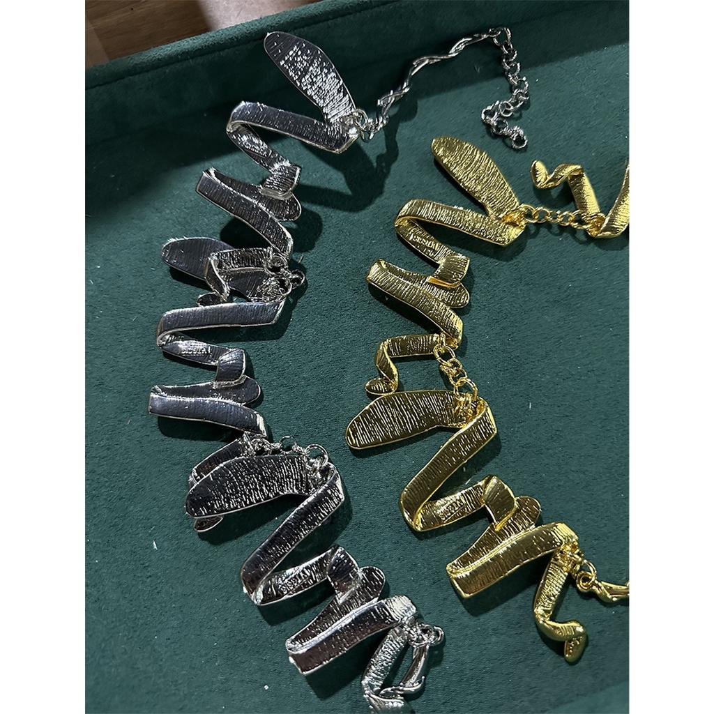 Tooxika Exaggerated Personality Metal Wave Geometric Necklace Simple Temperament Celebrity Style Fashion Collarbone Chain