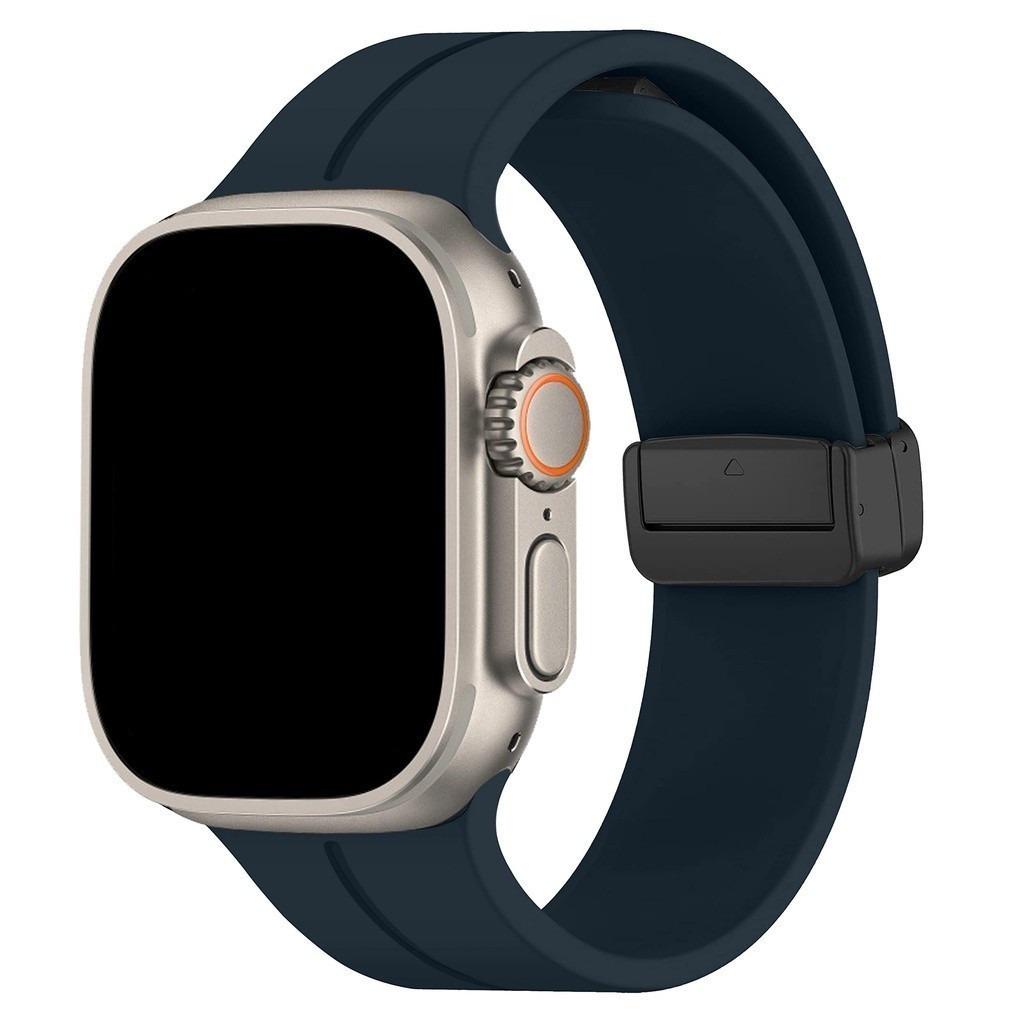 Magnetic Strap For Apple watch ultra band 49mm 45 mm Silicone Bracelet iWatch Series 9 7 8 se 6 5 3 44mm 45mm 40mm 42mm 38mm