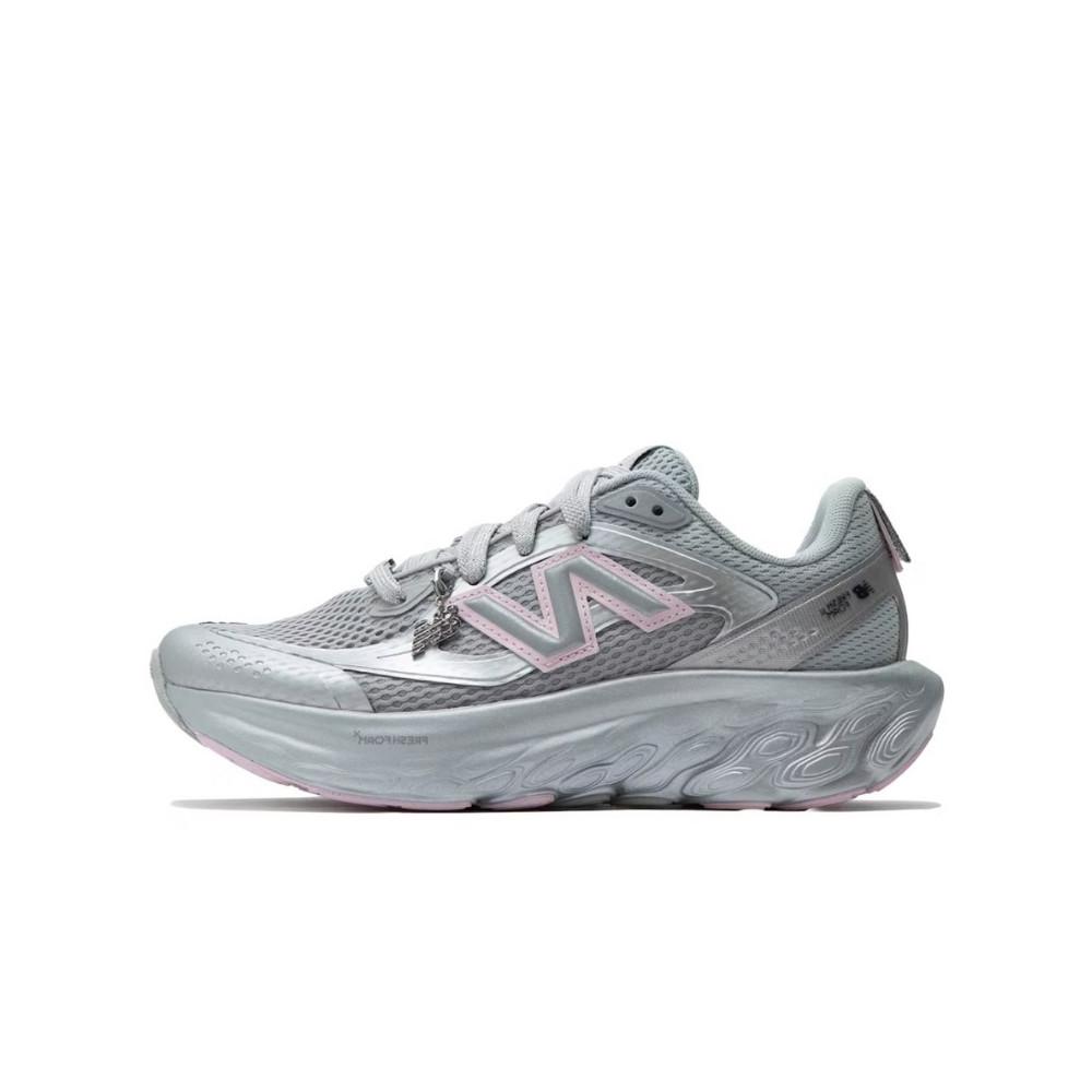 New Balance Fresh Foam Trainer GANNI Silver Metallic