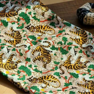 K-Masterpiece Series No. 61 – Hojakdo Traditional Korean Pattern Fabric (with Jeongseon)110x90