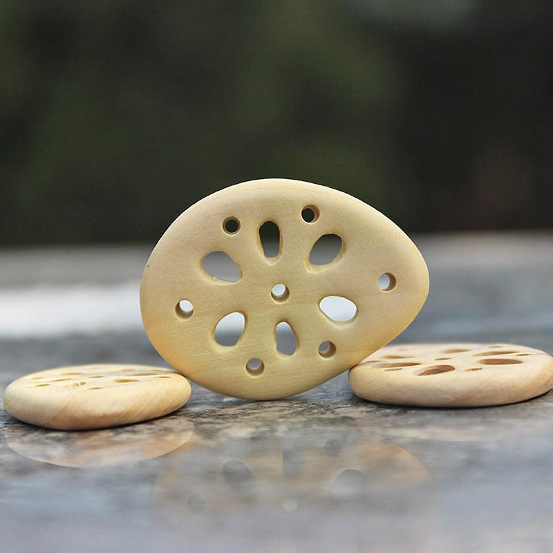 

Boxwood Lotus Carved Jewelry DIY Materials: Wooden Pendant Necklace Accessories Small approx. 3CM