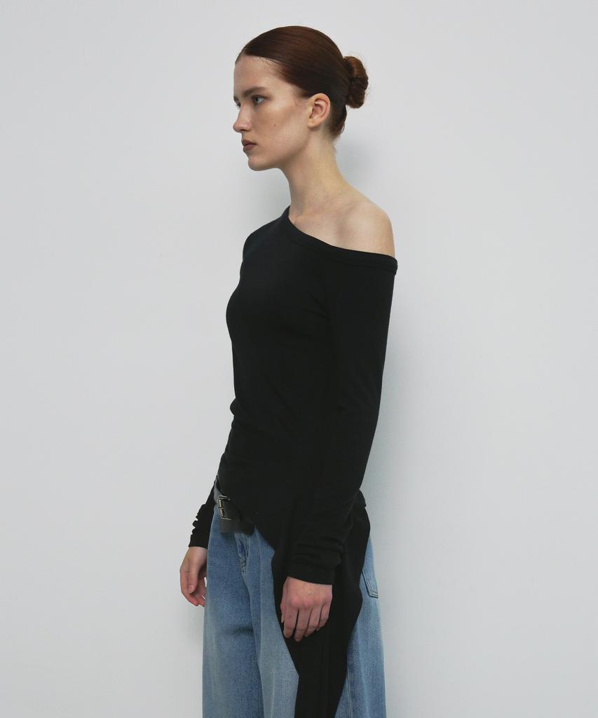 Saendeulig One Shoulder Unbalanced Strap T-Shirt_Black