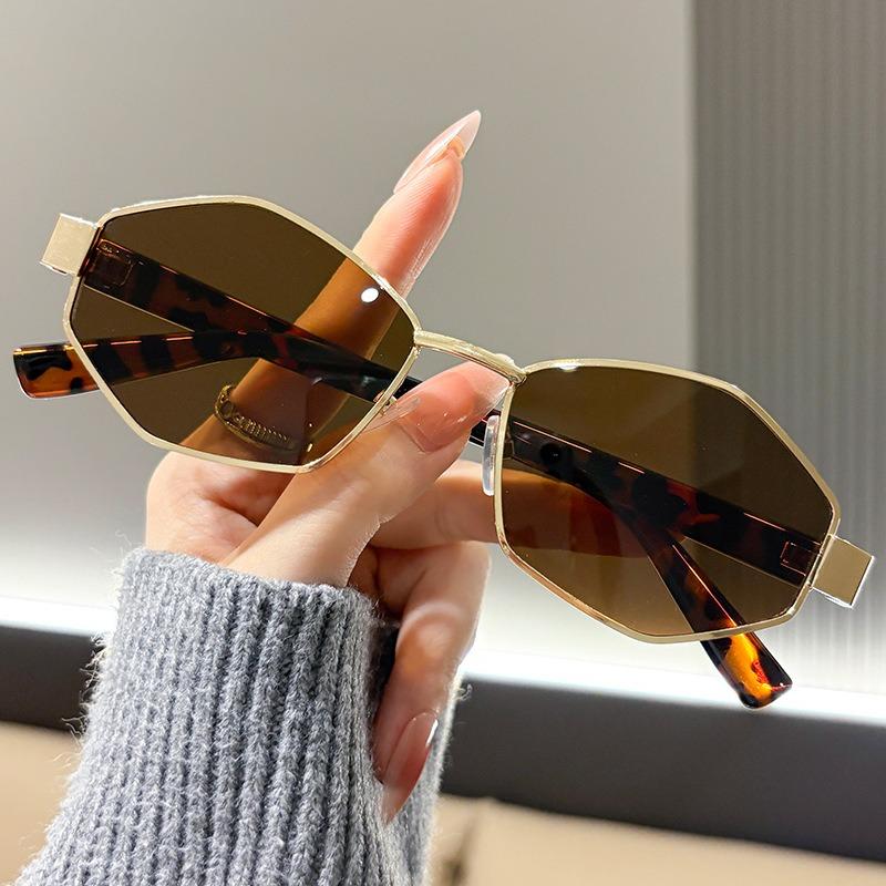 Trendy European American Style Polygonal Metal Sunglasses for Square Round Face Fashion Brand Glasses