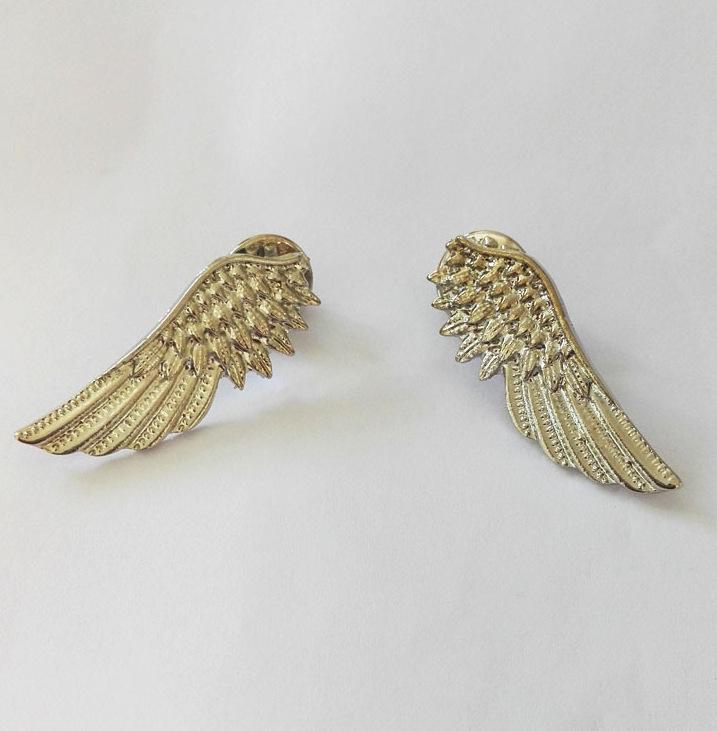 European & American Punk Wing Collar Pin Brooch