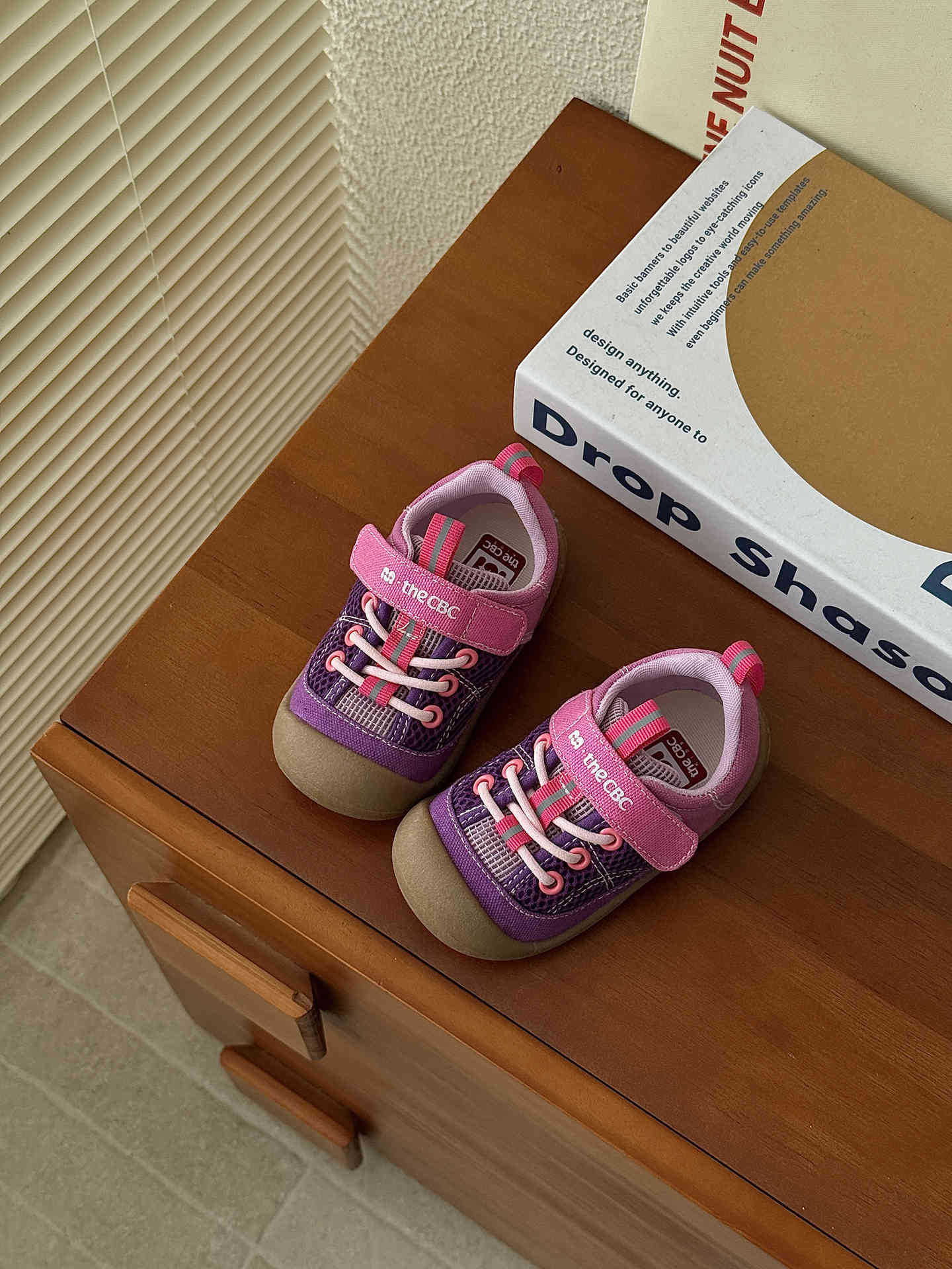 

XSHX Mali Xiaoao | Boys and girls autumn steady shoes breathable sports Ren Department wind dopamine function steady follow Wenzhou 31