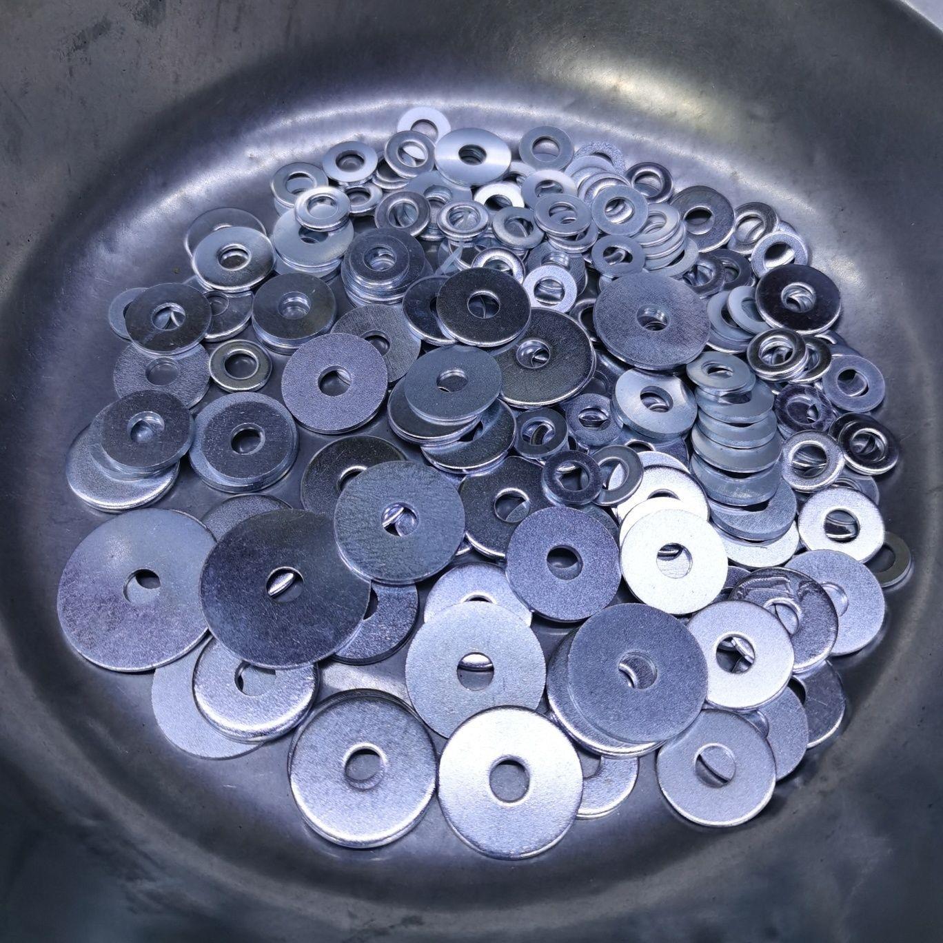 

Assorted Galvanized Flat Washers: Sizes M3 to M12
