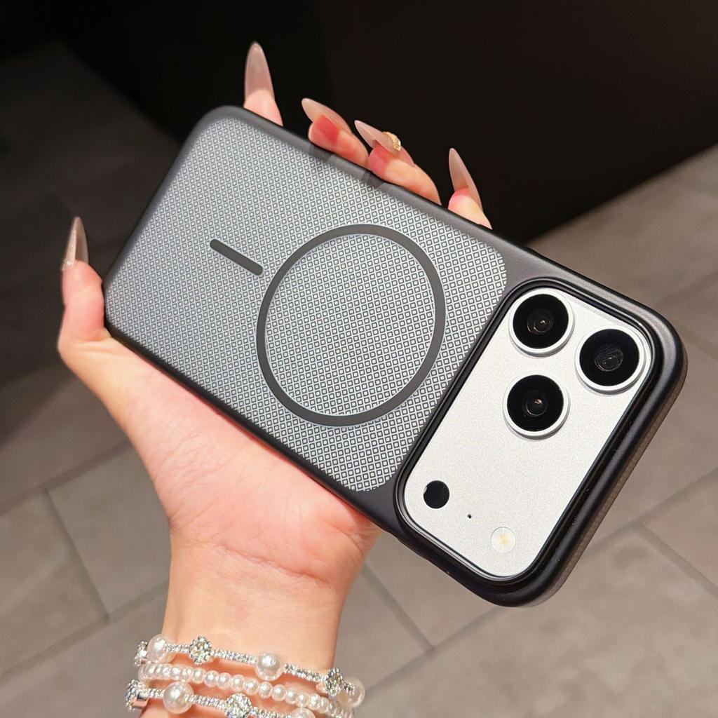Applicable To iPhone18promax Symphony Magnetic Mobile Phone Case Skin Feeling Apple 17 Engraved Three-dimensional Line 16 Protective Case