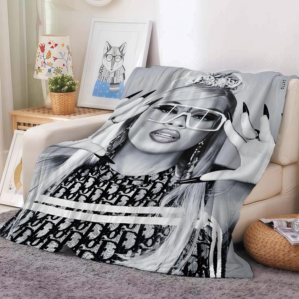 

Rapper L-Latto Sugar Honey lced Tea Blanket Warm And Soft Suitable For Bedroom Living Room Sofa Bed Office Travel Camping 30x40in