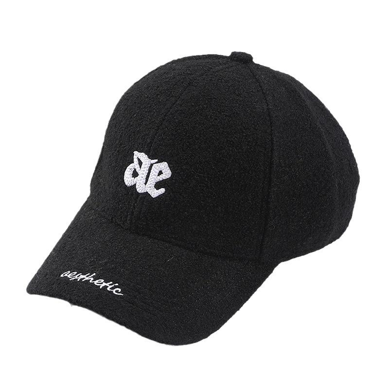New Embroidered Baseball Cap for Men and Women for Autumn and Winter Versatile Baseball Cap Hard Top Blend Casual Curved Hat