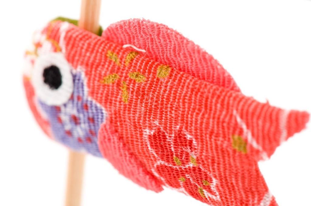 Ryukodo Satsuki Doll Three Standing Carp Streamers Width 21cm X Depth 3cm X Height 15.5cm
