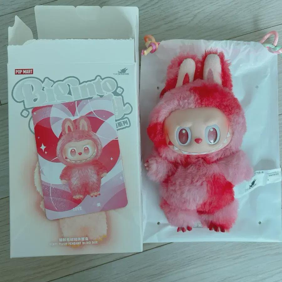 

Лабубу Зверь Любовь