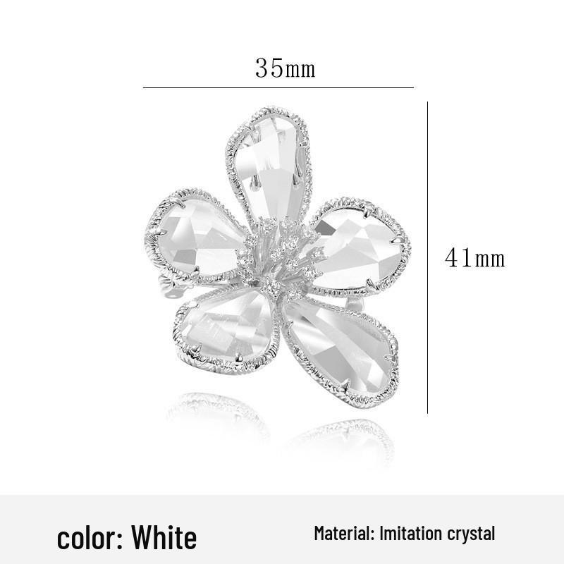 Elegant Crystal Flower Brooch for Women – Exquisite Corsage Coat Pin Gift