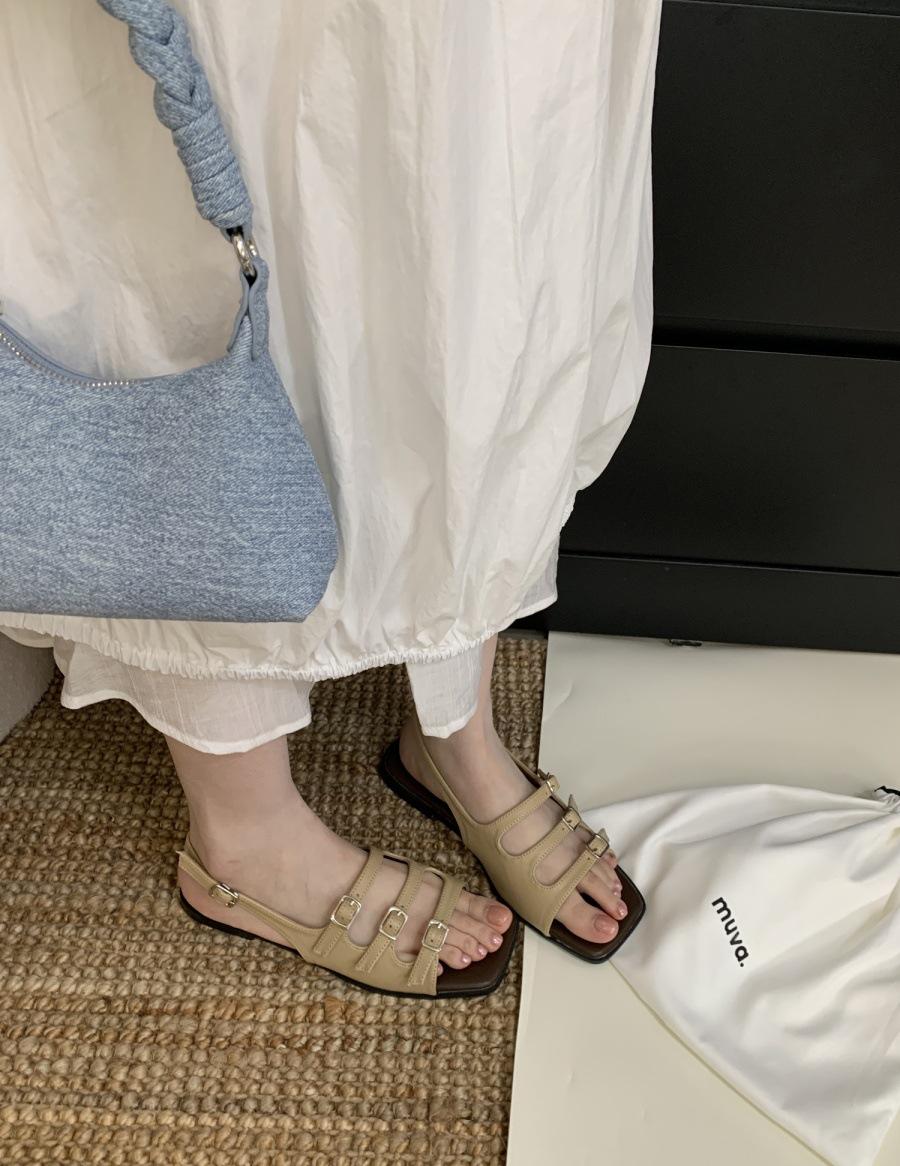 

Модные сандалии женские лето 2025 новые ретро французский сказочный ветер пляж морское побережье путешествия мягкие плоские римские туфли 39 хаки