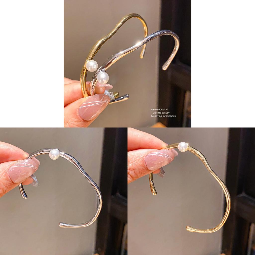 Pearl Bangle Bracelet With Gold Plating For Elegant Office And Casual Wear