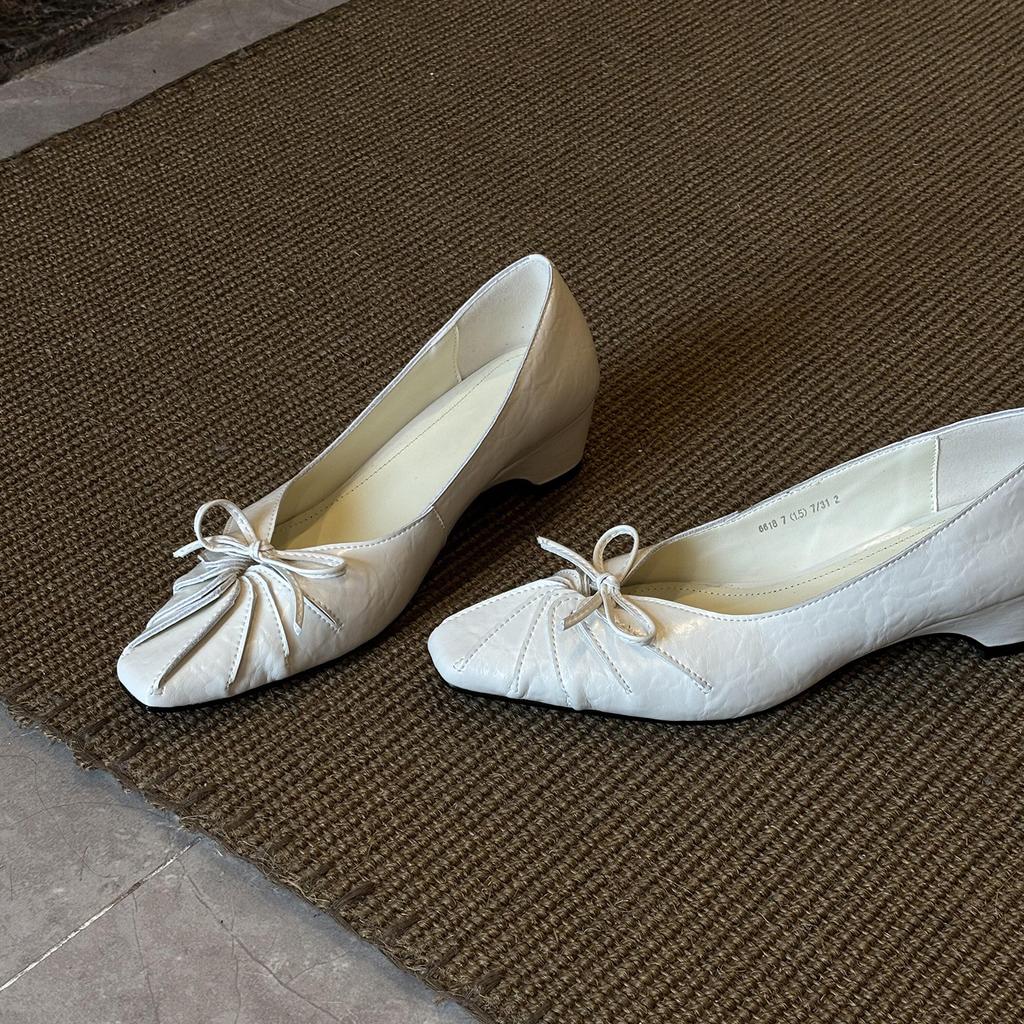 Sheepskin version~ French retro square head bow pleated niche design femininity commuting versatile light mouth single shoes
