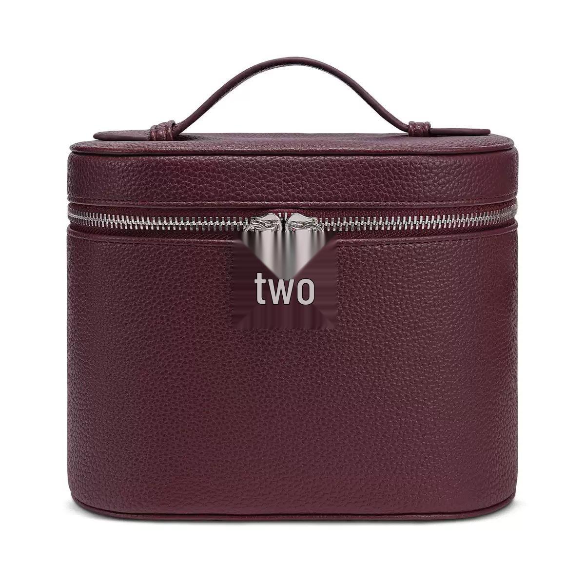 

2025 Waterproof Large Capacity Travel Toiletry Bag for Men and Women 20.35*12.7*15.24 cm