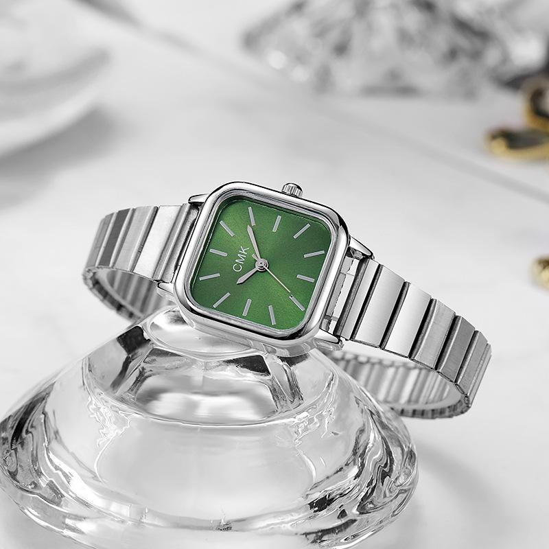 New Women's Diamond Quartz Watch - Precision Movement,  25 Elegant Design Casual Watch