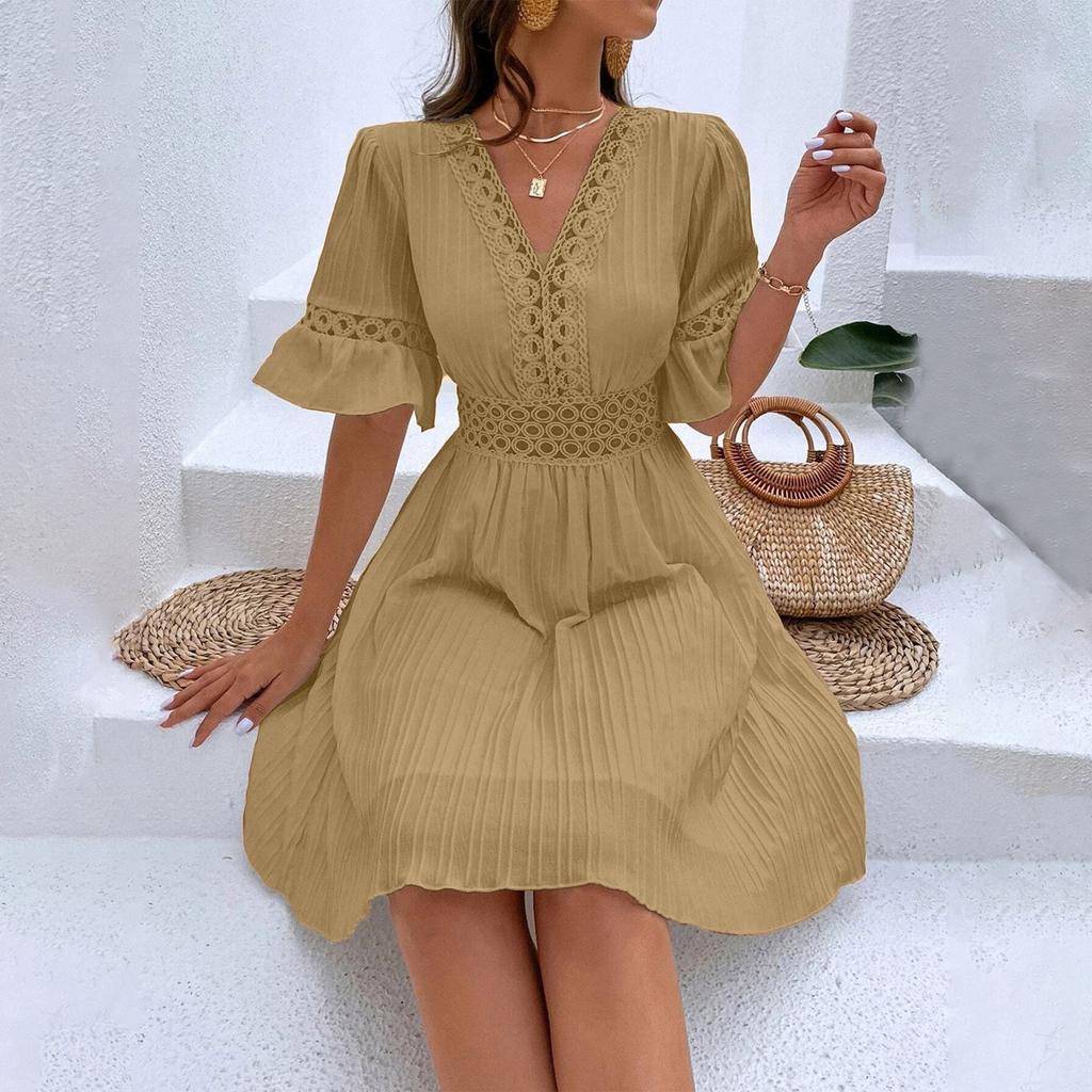 Women's Patchwork Lace Fashionable V-neck Waist Cinching Color Dress