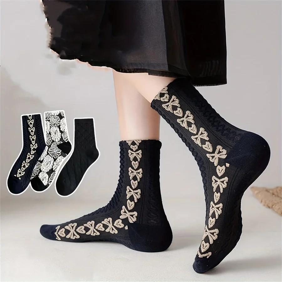 

3 Pairs Vintage Textured Socks, Comfy & Breathable Mid Tube Socks, Women s Stockings & Hosiery One Size