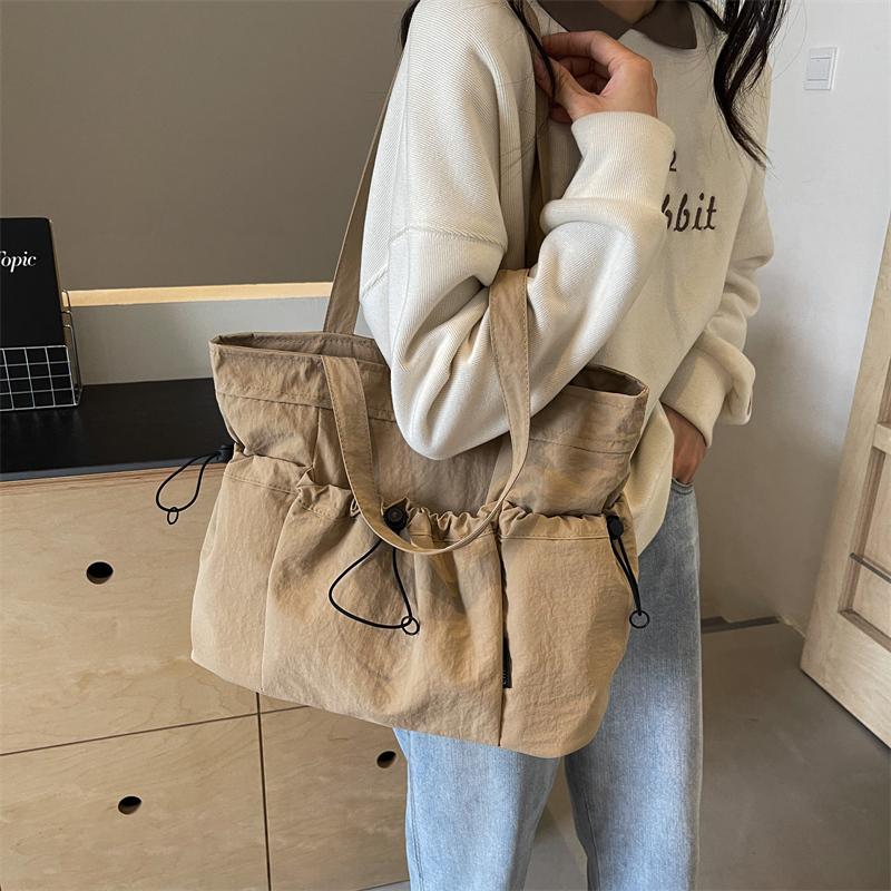 Women's Shoulder Bag Large Capacity Tote Bag Commuter Crossbody Bag