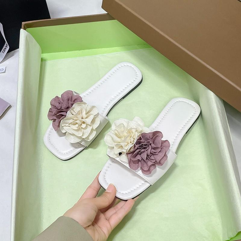 Internet-Berühmtheit Feenstil Temperament Mode Blumen-Sandalen 2024 Sommer neu neue chinesische flache Ein-Wort-Slipper