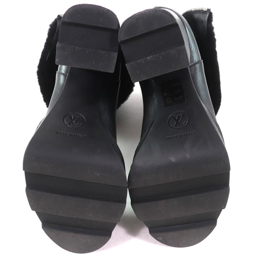 Great LOUIS VUITTON Short Boots LV Logo Metal Back Zip Leather Shearling Women  Used
