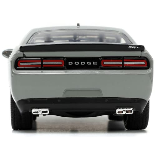 JADA TOYS 1/24 Scale Tom and Jerry Figure & Dodge Challenger Hellcat Hollywood Ride TOM & JERRY 33722