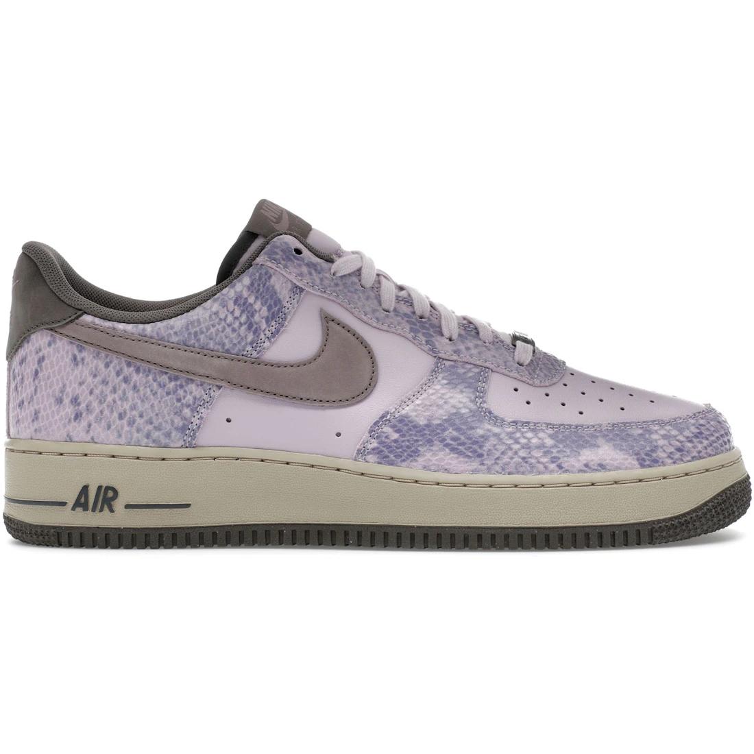 

Кроссовки Nike Air Force 1 Low Фиолетовая змеиная кожа(HF2898-500) 40.5