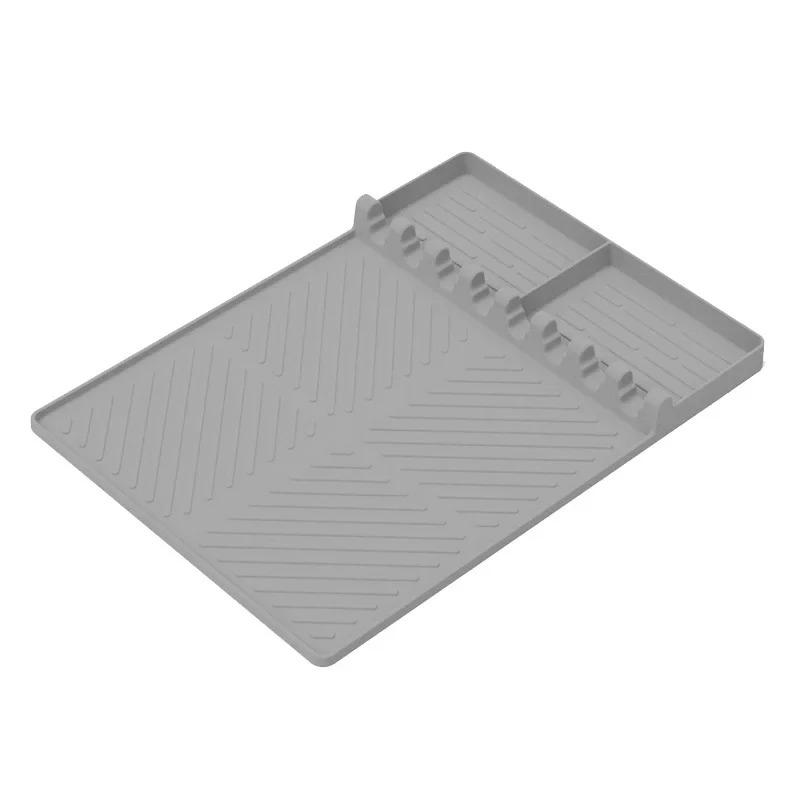 Heat Resistant Silicone Grill Tool Holder Mat with Side Shelf Drip Pad for Blackstone BBQ Utensils Kitchen Countertop
