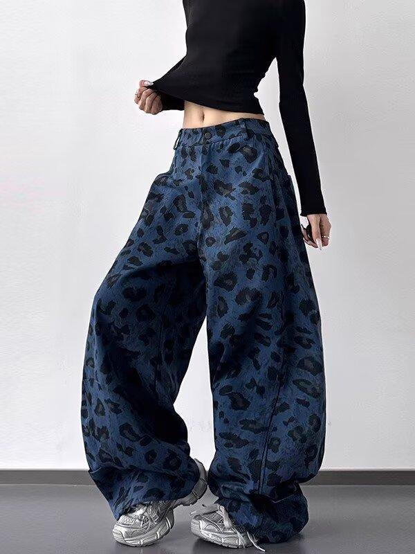 

Leopard print contrasting color design sense wide-leg scimitar jeans women s loose tide fashion pants tide Deep Blue Wash Oversized Wide-leg Pants s: height 155-165cm ( 37.5kg-45kg )