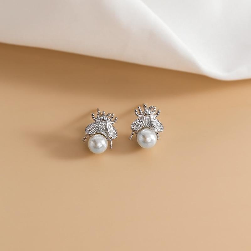 

Серьги из стерлингового серебра S925 с жемчугом пчелы — корейский дизайн, милая и простая мода для женщин ES1769 белого золота
