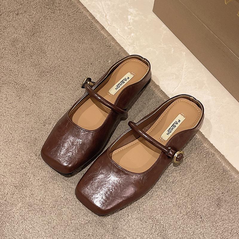 French Bag Head Half Slippers Women's Spring Wear 2025 New Flat-bottomed Fashion with Skirt Muller Lazy Sandals Single Shoes